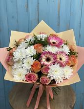 Букет цветов из:  Розы, Герберы и Хризантемы в Васюринской