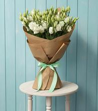 Букет цветов из:  Лизиантусы в Васюринской