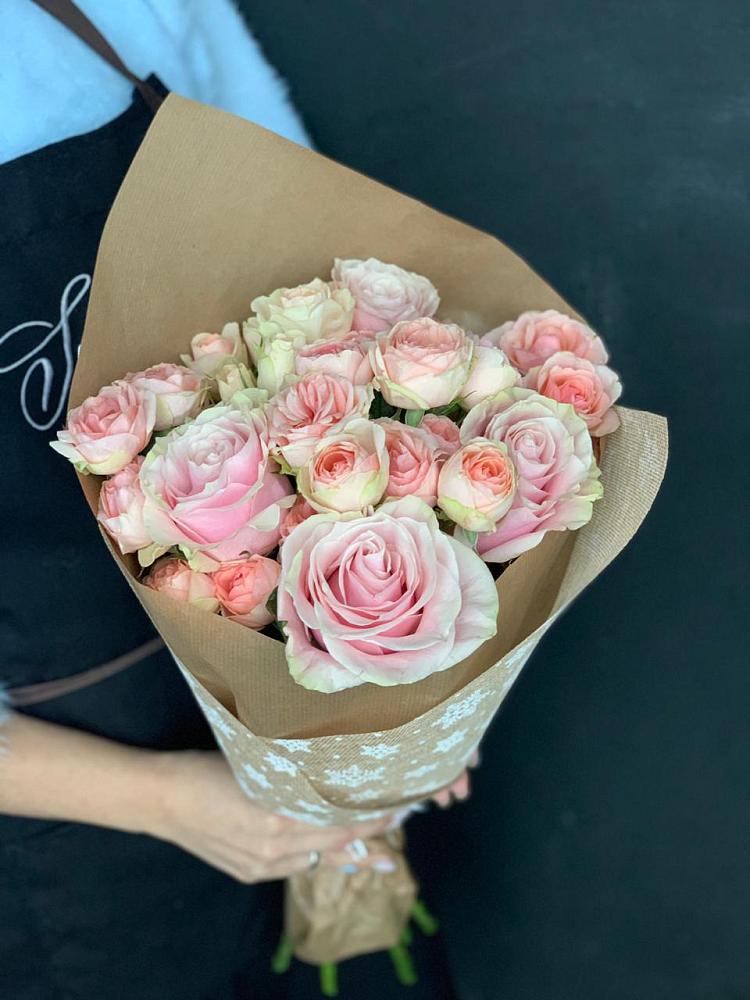 Букет цветов из: Хризантемы и Розы в Васюринской