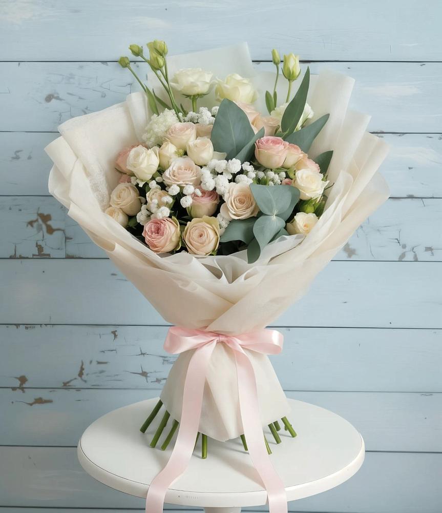 Букет цветов из: Розы и Лизиантусы в Васюринской