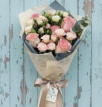 Букет цветов из:  Розы в Васюринской