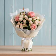 Букет цветов из:  Розы в Васюринской