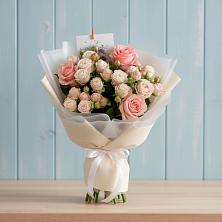 Букет цветов из:  Розы в Васюринской