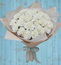 Букет цветов из:  Гвоздики в Васюринской