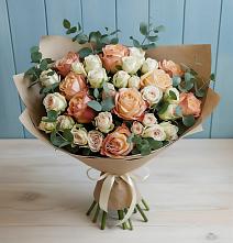 Букет цветов из:  Альстромерии и Розы в Васюринской